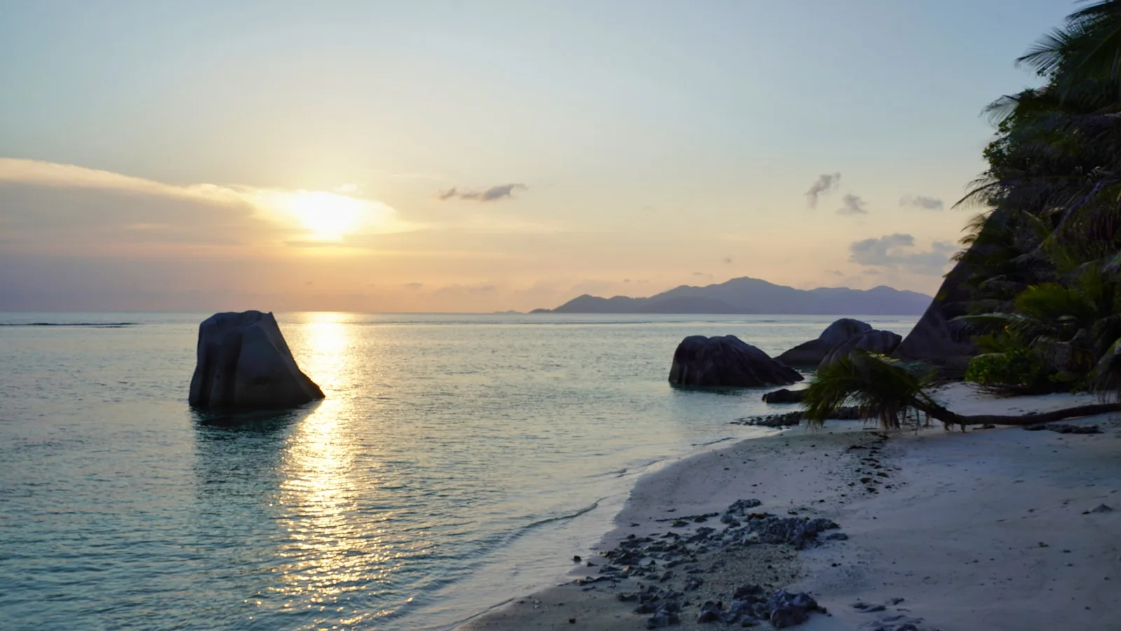 Comprendre La Digue avant de réserver