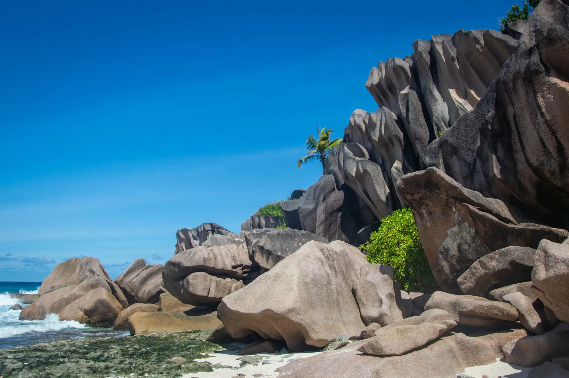 ️ Anse Lazio : les meilleurs déjeuners de plage des Seychelles